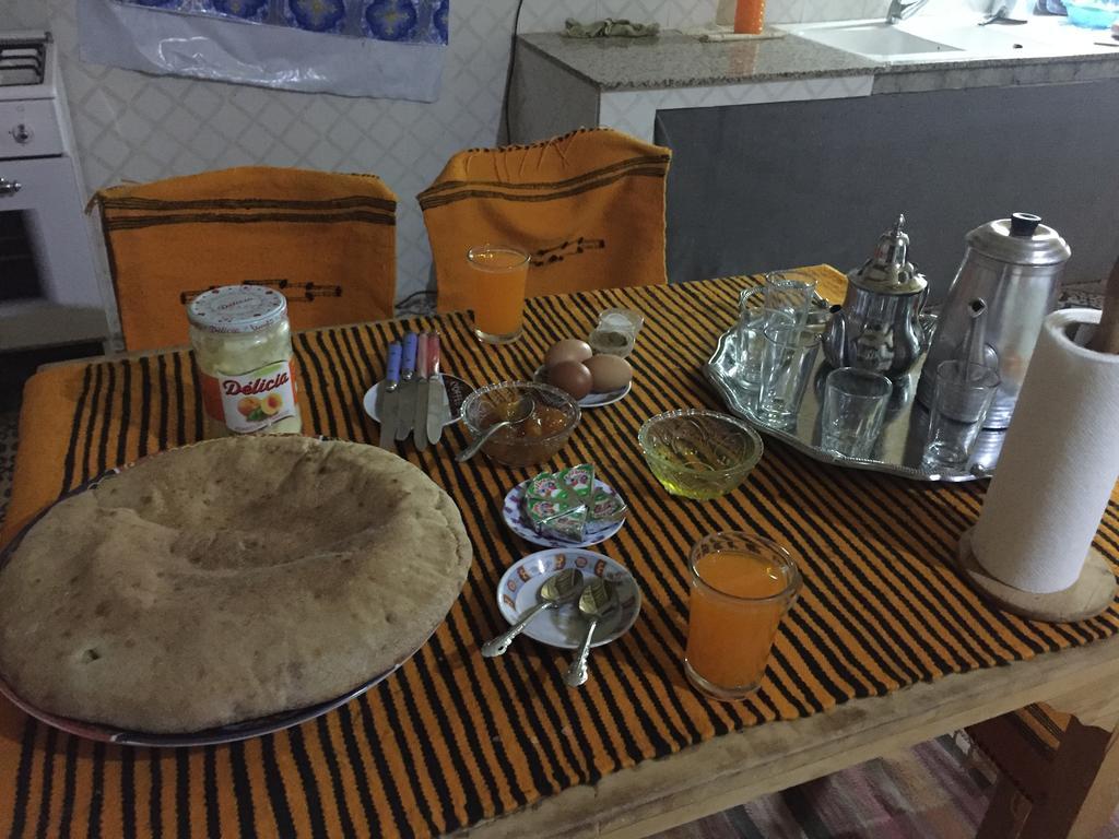 Gite D'Etape Traditionnel Berbere Ifri Exterior foto